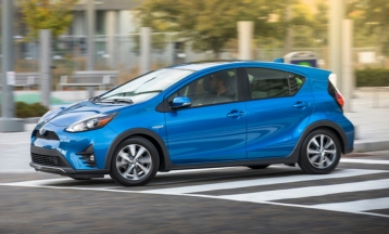 Prius C